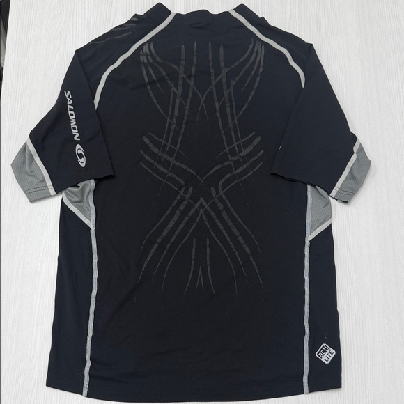 Salomon Black and Gray Short Sleeve Tee - Picture 2 of 2